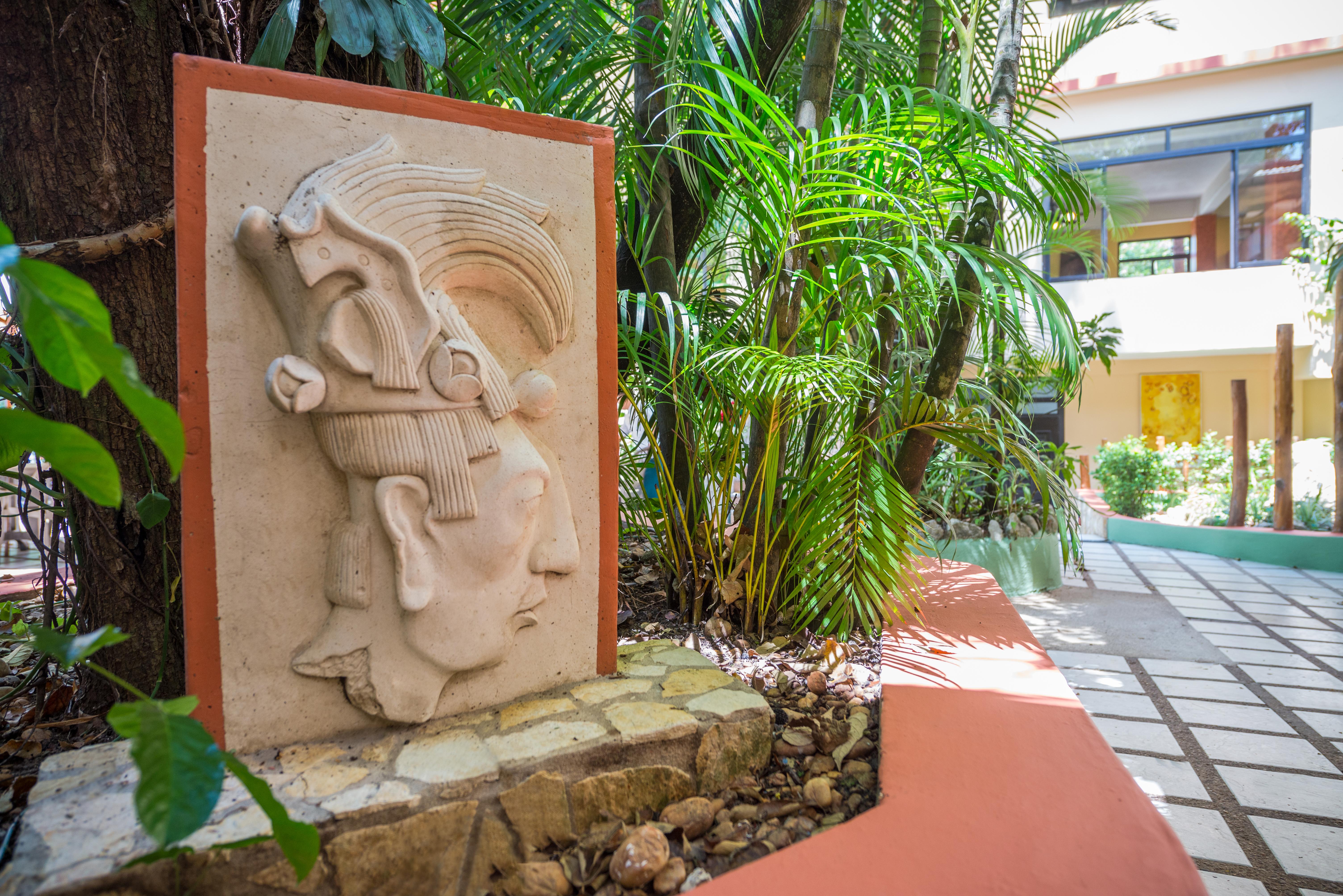 Hotel Maya Tulipanes Palenque Eksteriør billede