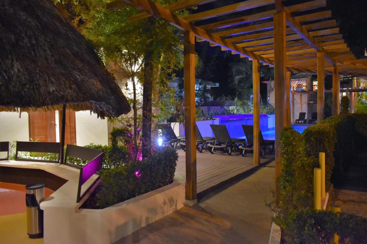 Hotel Maya Tulipanes Palenque Eksteriør billede
